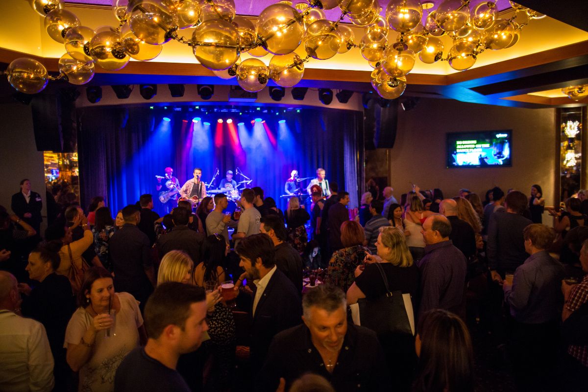Free live music Crown Perth