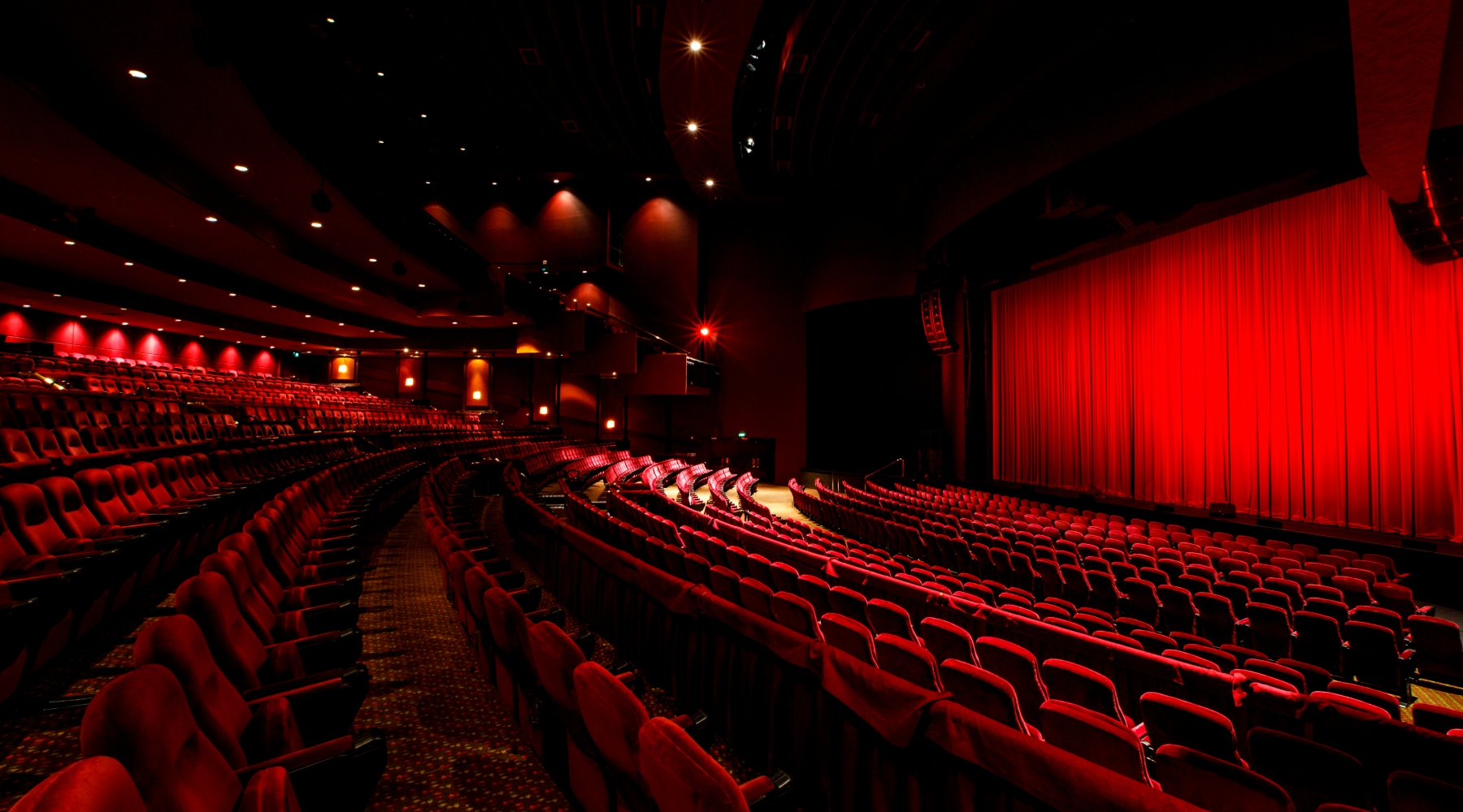 Side view of the seating and column pillar in the dress circle, Victorian  theatre auditorium, Criterion Theatre London Stock Photo - Alamy